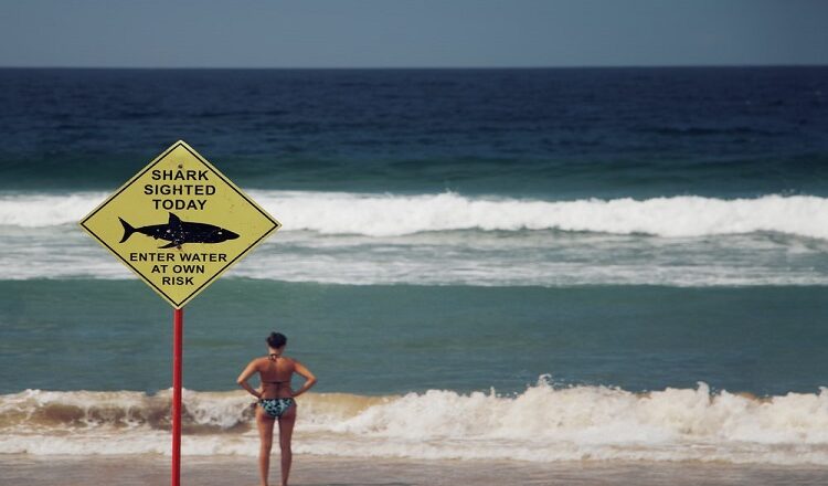beaches Signage